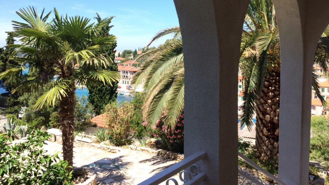 Apartment In Maslinica 70M From The Sea Εξωτερικό φωτογραφία